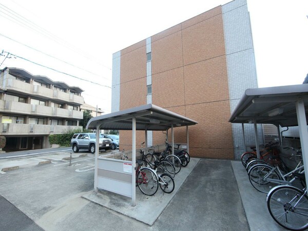 その他共有部分(屋根付き駐輪場)