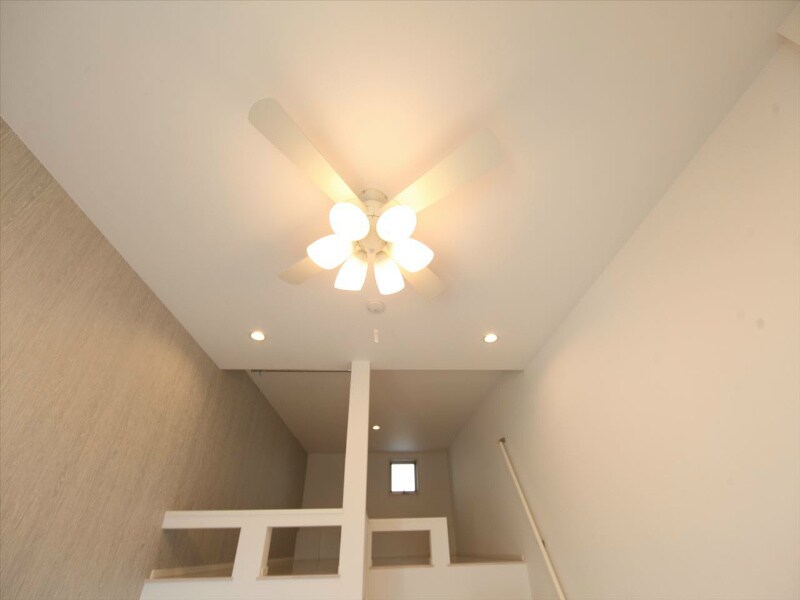 物件内観写真14　(シーリングファンライト完備　イメージ画像)