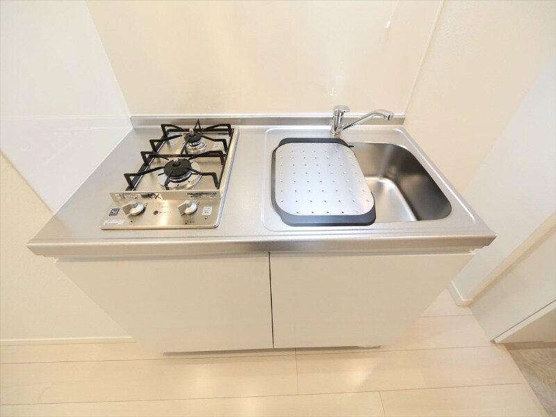 物件内観写真24　(システムキッチン（ガス2口コンロ付）　イメージ写真)