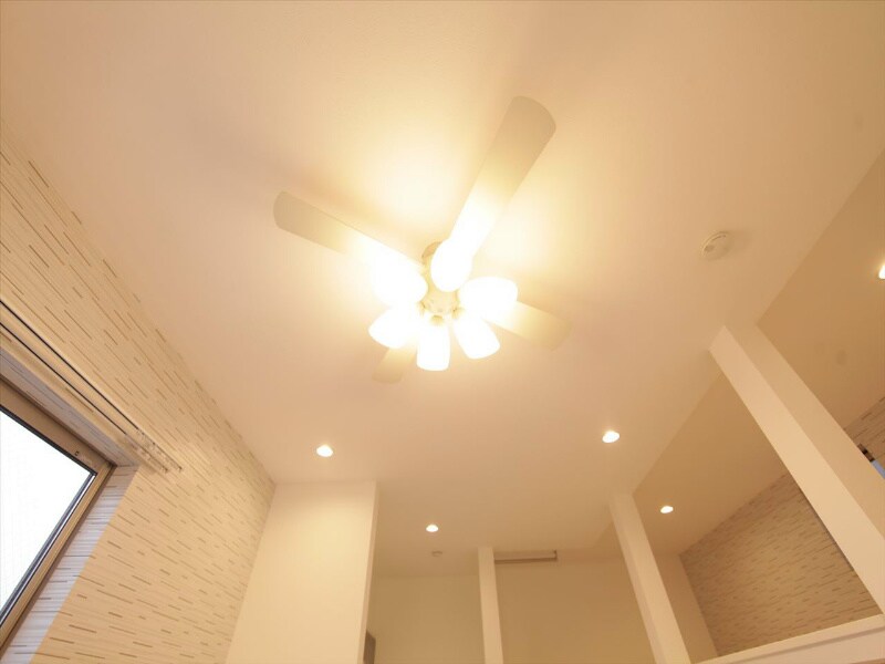 物件内観写真25　(シーリングファンライト付き)