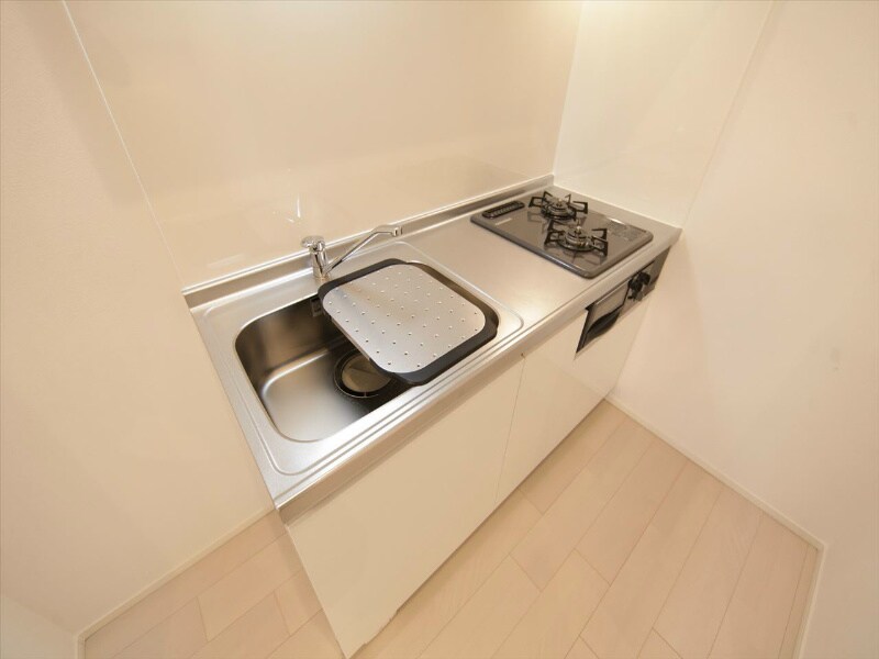 物件内観写真28　(システムキッチン（ガス2口コンログリル付）)