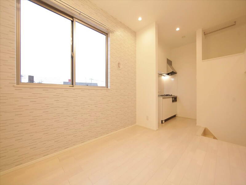 物件内観写真34　(ＬＤＫ8帖　洋室3.8帖　ロフト4.6帖（収納にも使えます）)