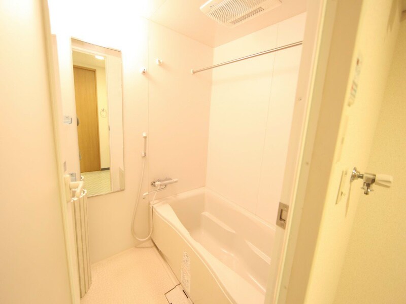 物件内観写真5　(浴室暖房乾燥機付お風呂)