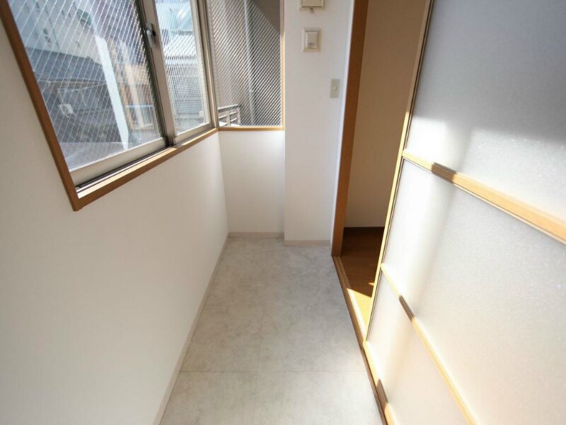 物件内観写真17　(サンルーム)