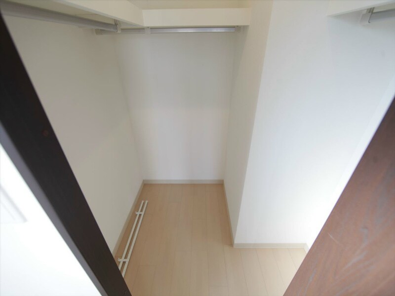 物件内観写真21　(ウォークインクローゼット（収納充実してます）)