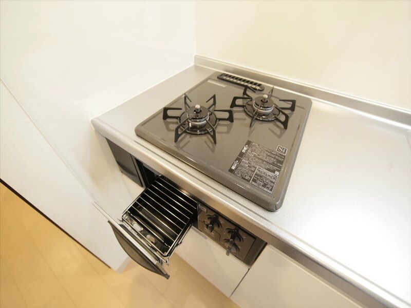 物件内観写真31　(システムキッチン（ガス2口コンログリル付）)