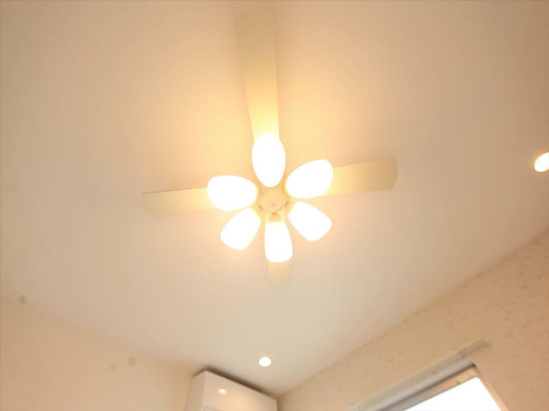 物件内観写真22　(シーリングファンライト完備　イメージ写真)