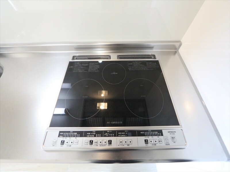 物件内観写真24　(システムキッチン（ＩＨ3口コンログリル付）)