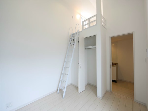 その他部屋・スペース(洋室5帖　ロフト3.5帖（収納としても部屋としても使えます）)