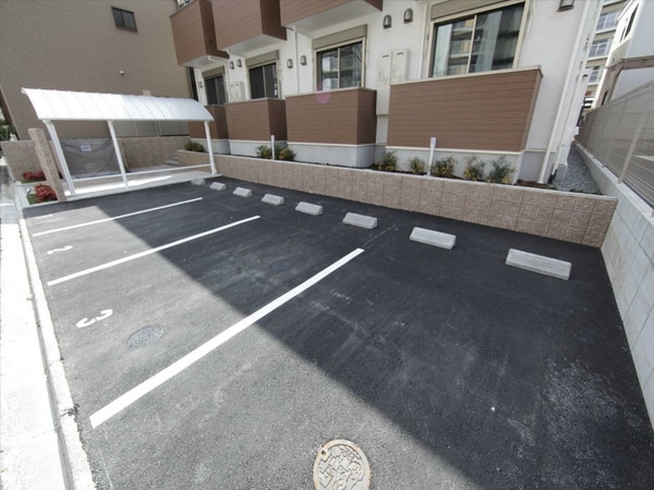 駐車場(敷地内平面駐車場)