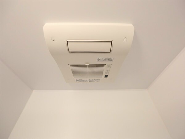 その他設備(浴室暖房乾燥機付き)