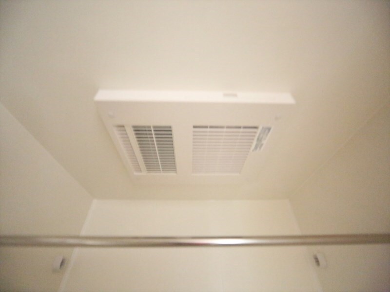 物件内観写真19　(浴室暖房乾燥機付　24時間換気機能付バスルーム)