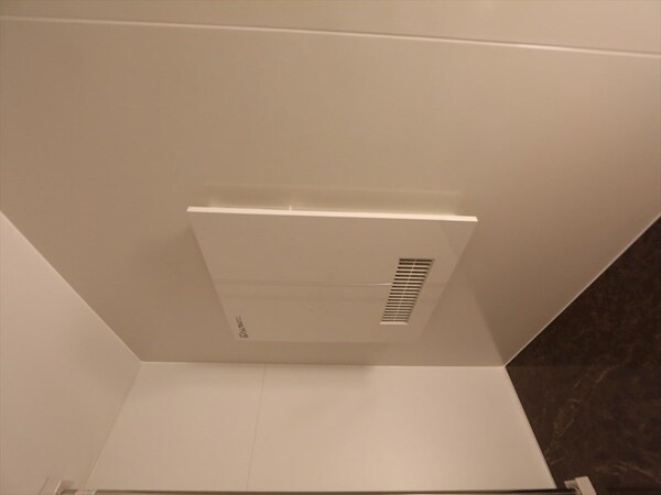その他設備(浴室暖房乾燥機　24時間換気機能付バスルーム)
