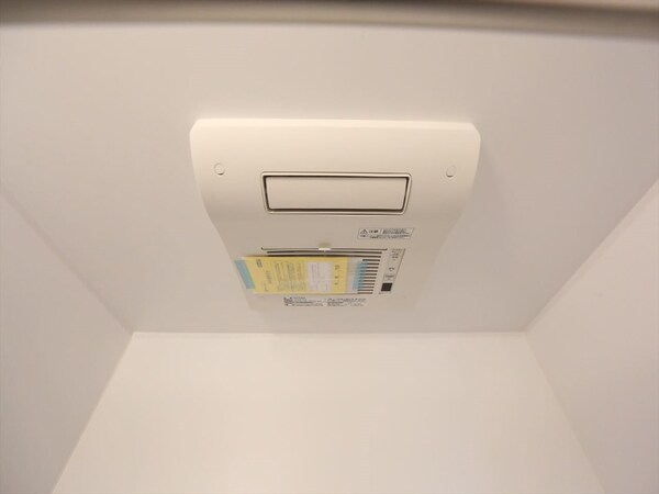 その他設備(浴室暖房乾燥機付　24時間換気機能付バスルーム)