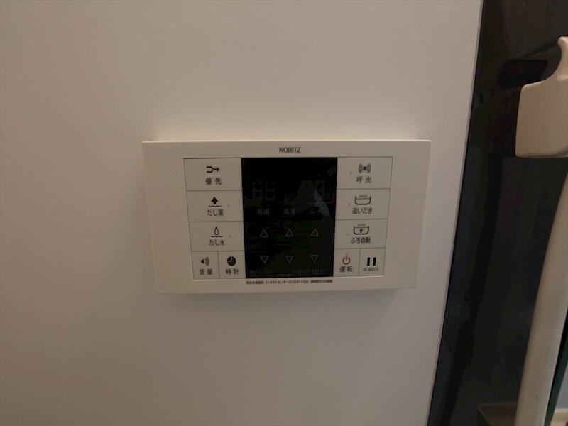 物件内観写真13　(追い焚き機能付　オートバス機能付給湯設備)