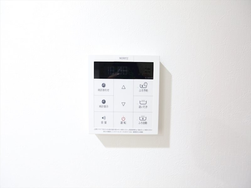 物件内観写真26　(追い焚き機能付　オートバス機能付給湯設備)