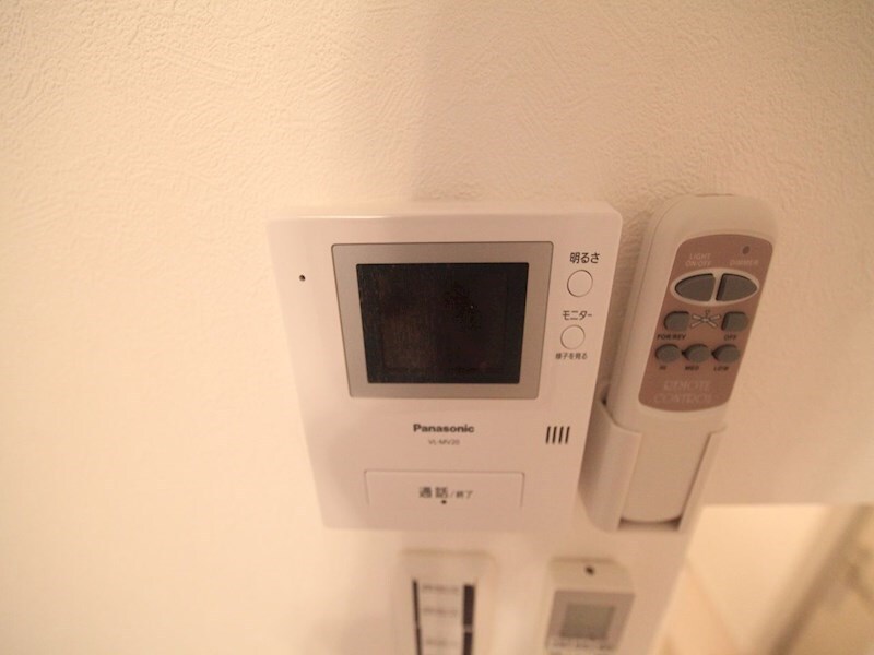 物件内観写真11　(ＴＶモニター付インターホン)