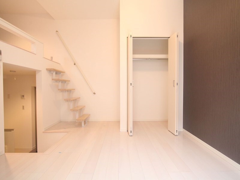 物件内観写真23　(洋室6.3帖　ロフト6.1帖（収納にも寝室にも使えます）)