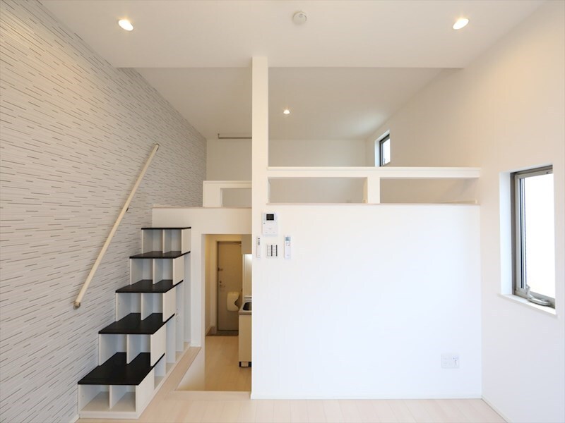 物件内観写真12　(ロフト6.1帖（収納としても寝室としても使えます）)