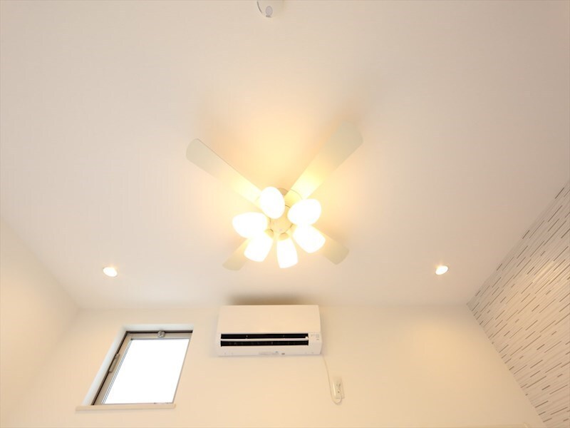 物件内観写真20　(エアコン　シーリングファンライト付)