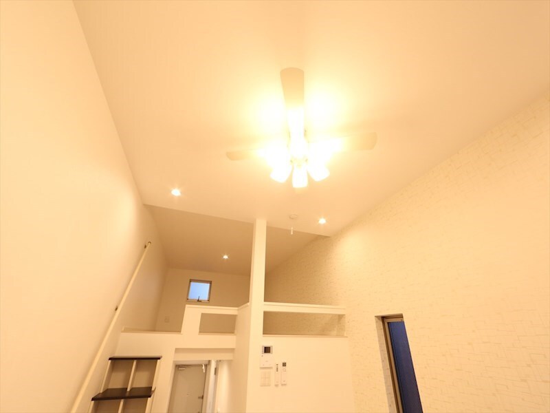 物件内観写真20　(シーリングファンライト付き)