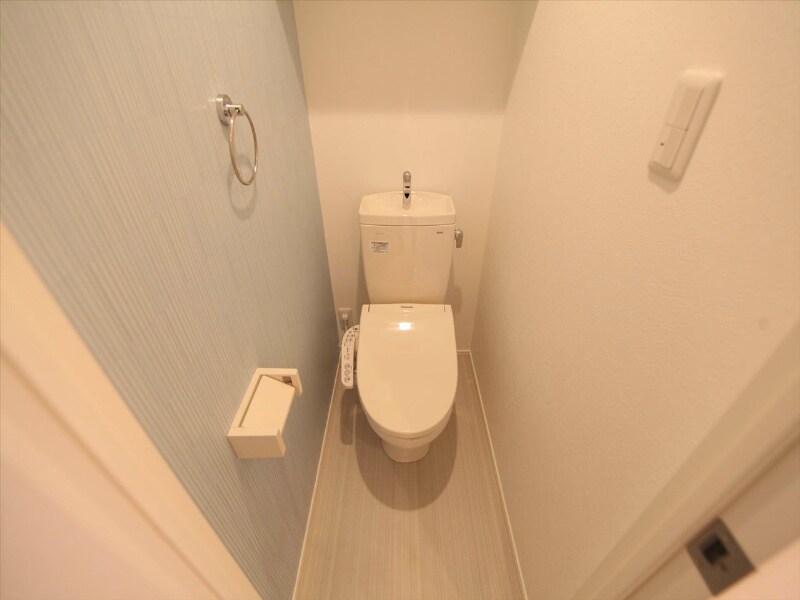 物件内観写真5　(温水洗浄暖房便座付トイレ　イメージ写真)