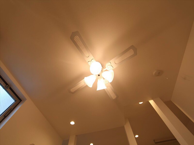 物件内観写真22　(シーリングファンライト付き　イメージ写真)