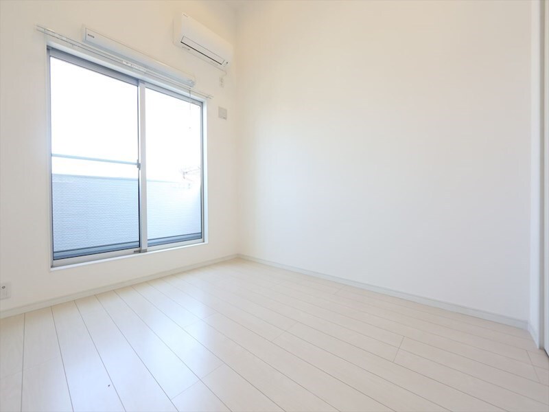 物件内観写真31　(洋室5.5帖　ロフト5.3帖（収納でもお部屋でも使えます）)