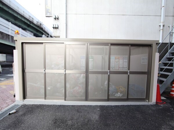 その他(敷地内ゴミ捨て場)
