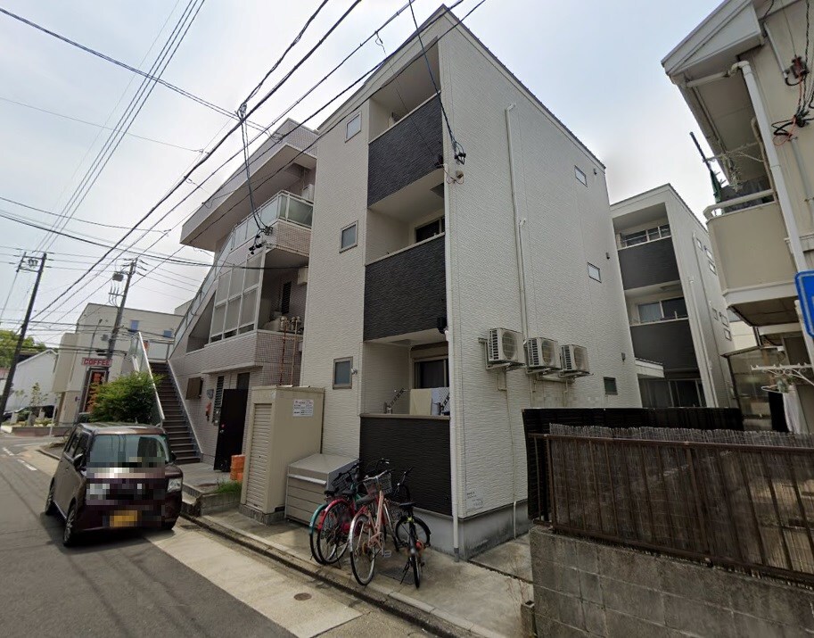 物件外観写真1　(外観　オーロック付　宅配ＢＯＸ付　デザイナーズ)