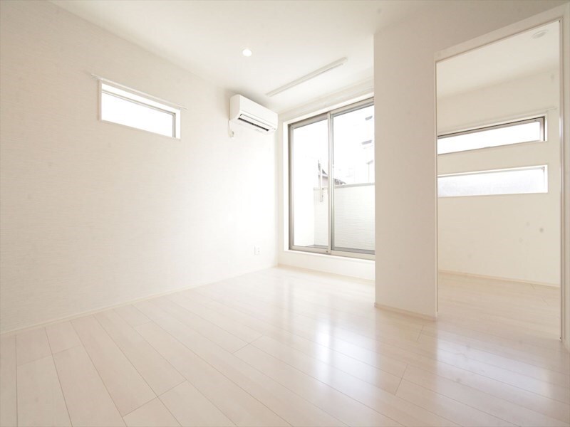 物件内観写真13　(ＬＤＫ9.3帖　エアコン完備　バルコニー　イメージ写真)