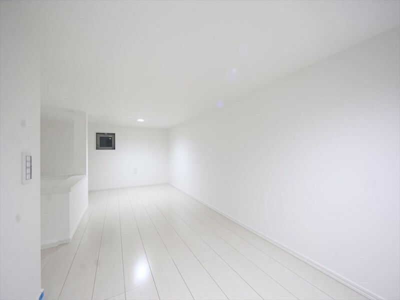 物件内観写真17　(ロフト5.3帖（収納としても寝室としても使えます）)