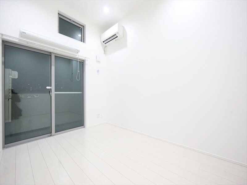 物件内観写真23　(洋室6帖　ロフト5.3帖（収納にも寝室にも使えます）)