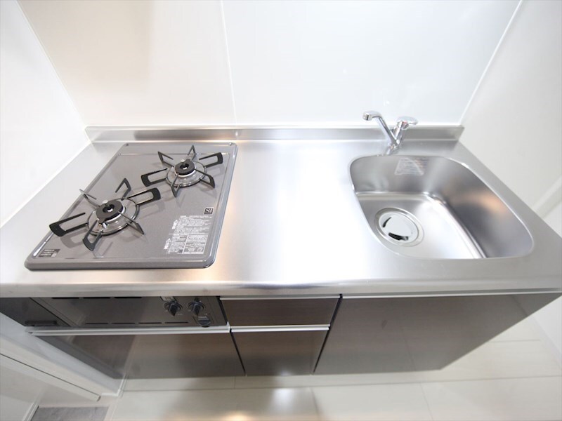 物件内観写真30　(システムキッチン（ガス2口コンロ付）)