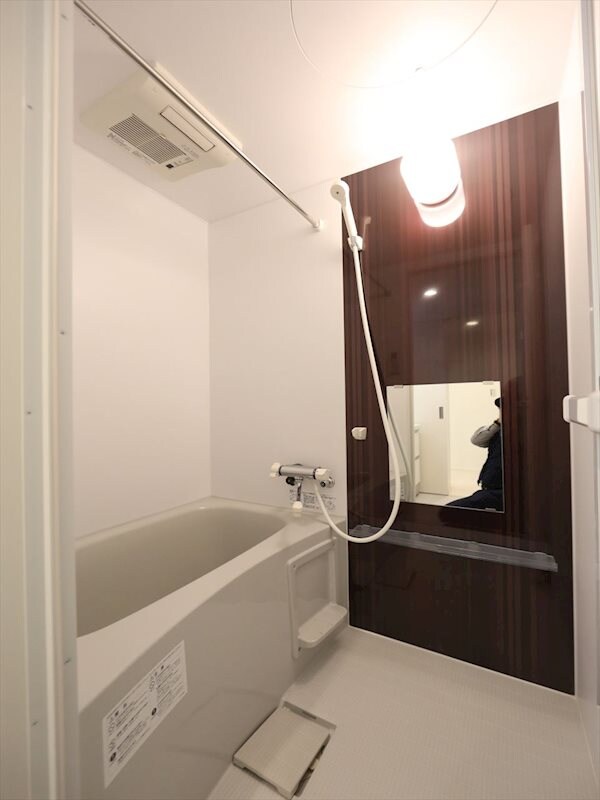 物件内観写真4　(浴室暖房乾燥機能付バスルーム　)