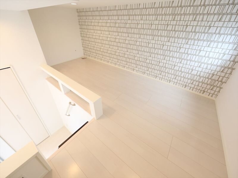 物件内観写真9　(ロフト5.6帖　収納としても寝室としても使えます)