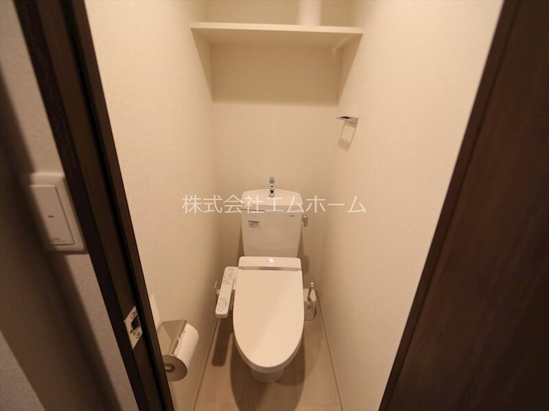 物件内観写真5　(温水洗浄暖房便座付トイレ)