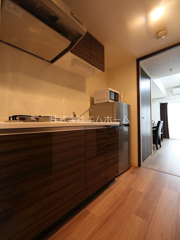 物件内観写真25　(システムキッチン（ガス2口コンロ付）)