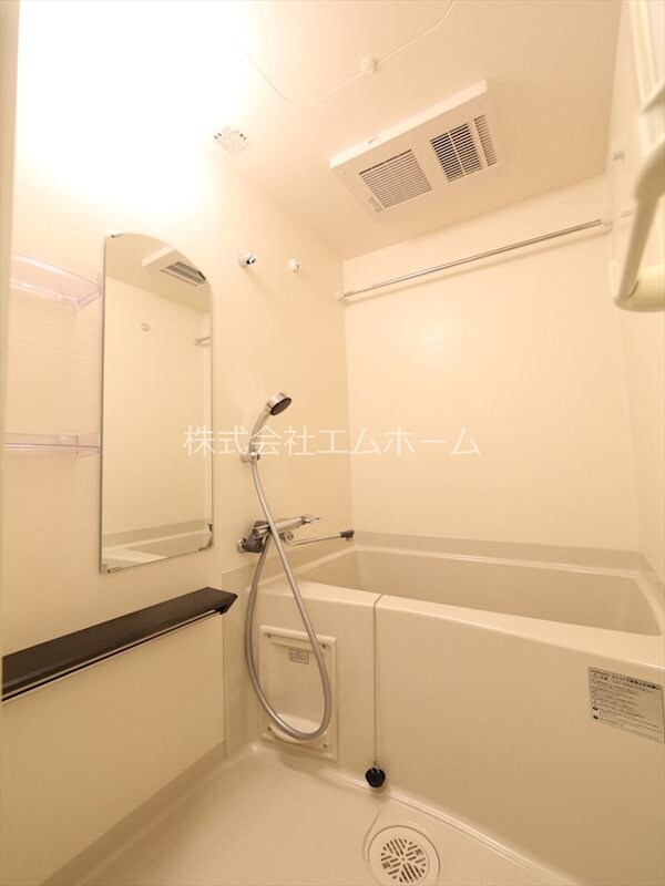 物件内観写真18　(浴室暖房乾燥機　24時間換気機能付バスルーム)