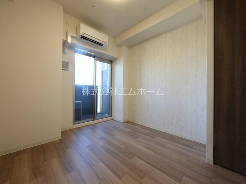 物件内観写真21　(洋室6.3帖　クローゼット（収納充実してます）)