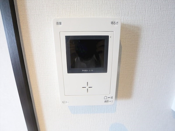 セキュリティ(セキュリティ　TVモニター付インターホン　イメージ写真)