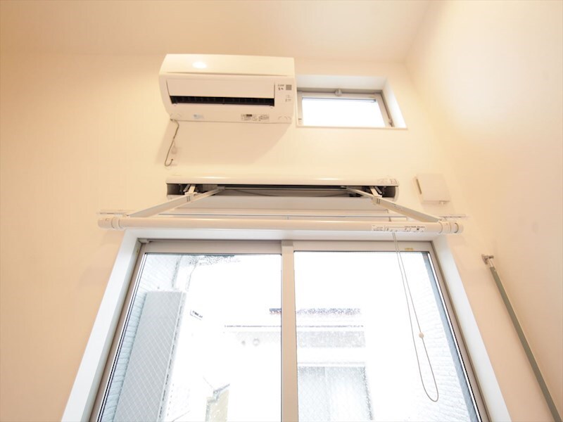 物件内観写真19　(室内洗濯物干し付き　イメージ写真)