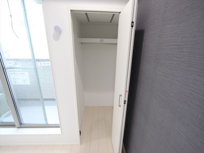 物件内観写真8　(クローゼット（収納充実してます）　イメージ写真)