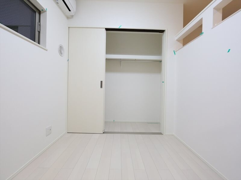 物件内観写真6　(クローゼット（収納充実しています）イメージ画像)