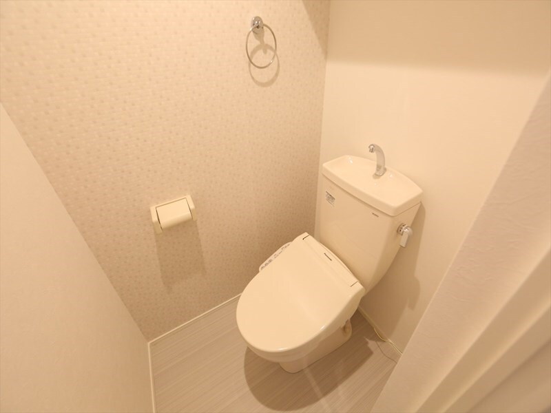 物件内観写真24　(温水洗浄暖房便座付トイレ　イメージ画像)