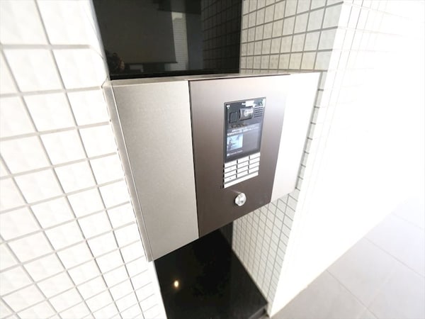 エントランス(エントランス　オートロック)