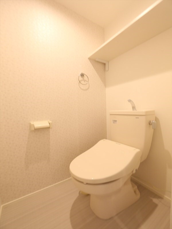 トイレ(温水洗浄暖房便座付トイレ　イメージ画像)