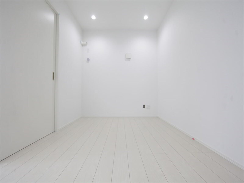 物件内観写真26　(ＬＤＫ9.3帖　システムキッチン　エアコン完備)