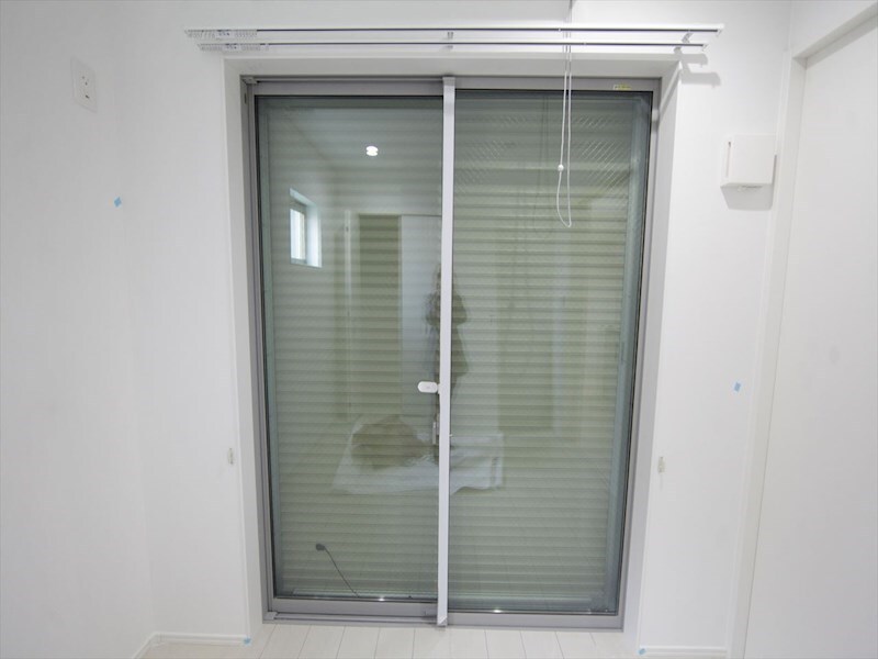 物件内観写真27　(防犯シャッター付)