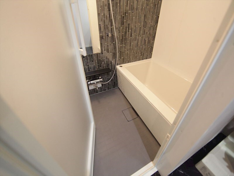 物件内観写真4　(浴室暖房乾燥機付　追い焚き・オートバス機能付お風呂)